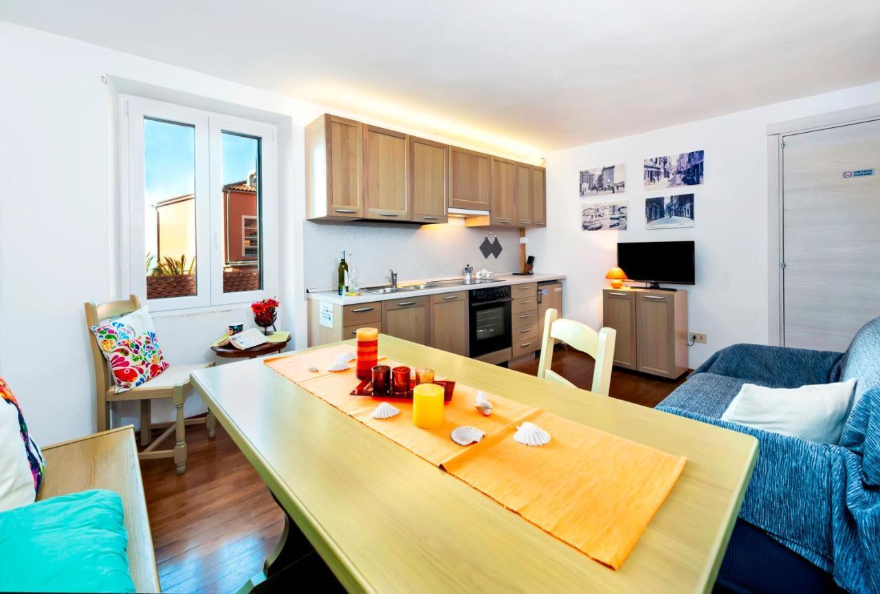 Havana - Apartment With Sea View Rovinj Buitenkant foto